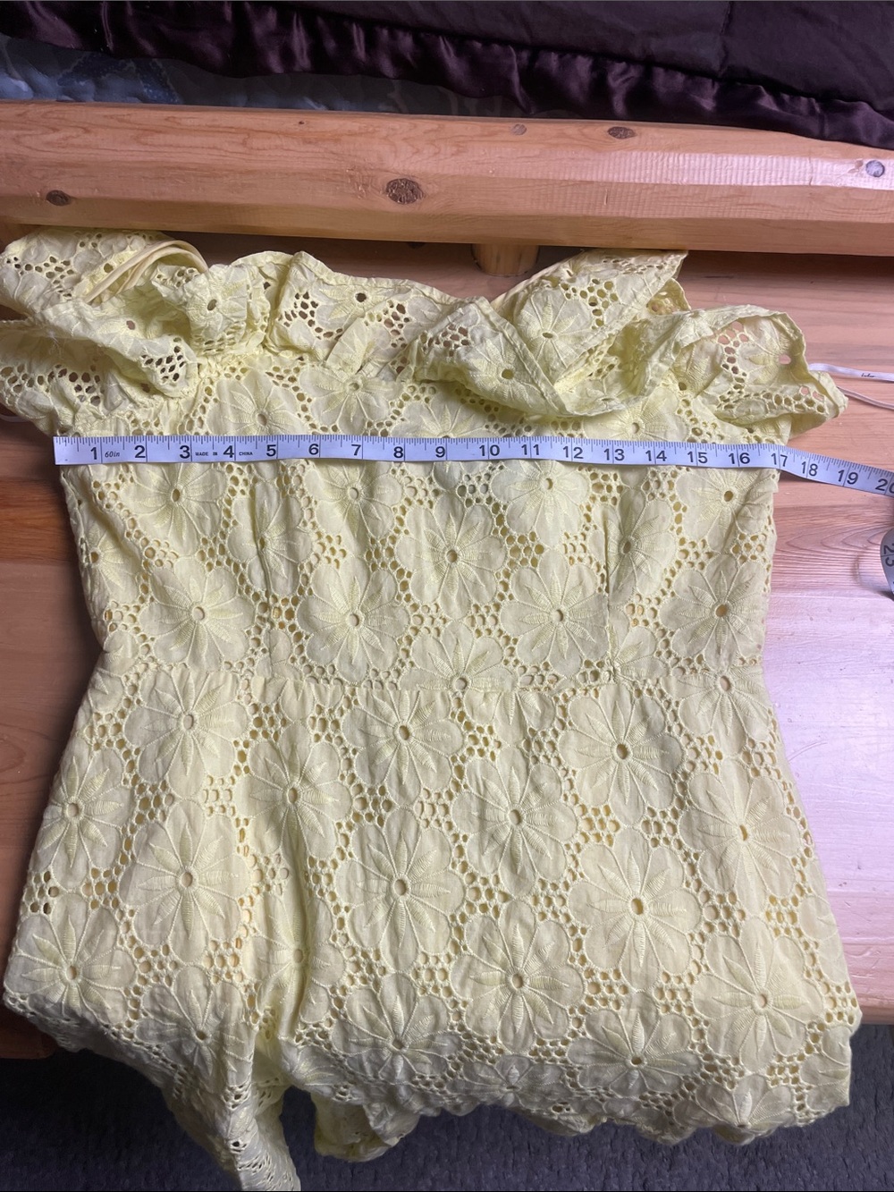 Lulus Biscay Yellow Ruffled Eyelet Lace Sleeveless Dress Women's L - Picture 10 of 13